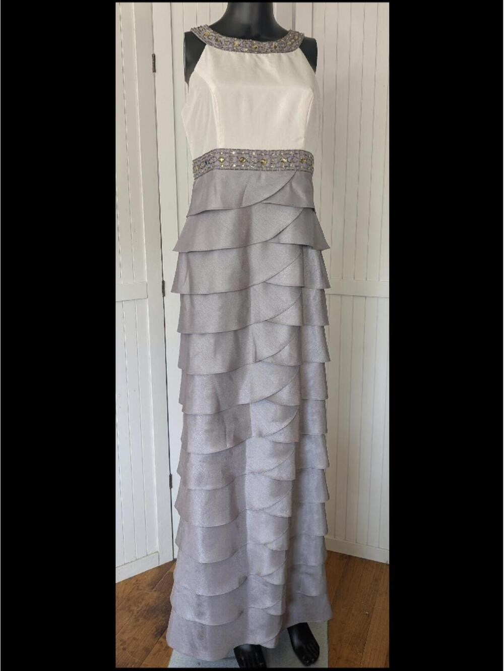Jessica Howard Beaded Tiered Formal Gown Size 8 Silver Gray Ivory Maxi